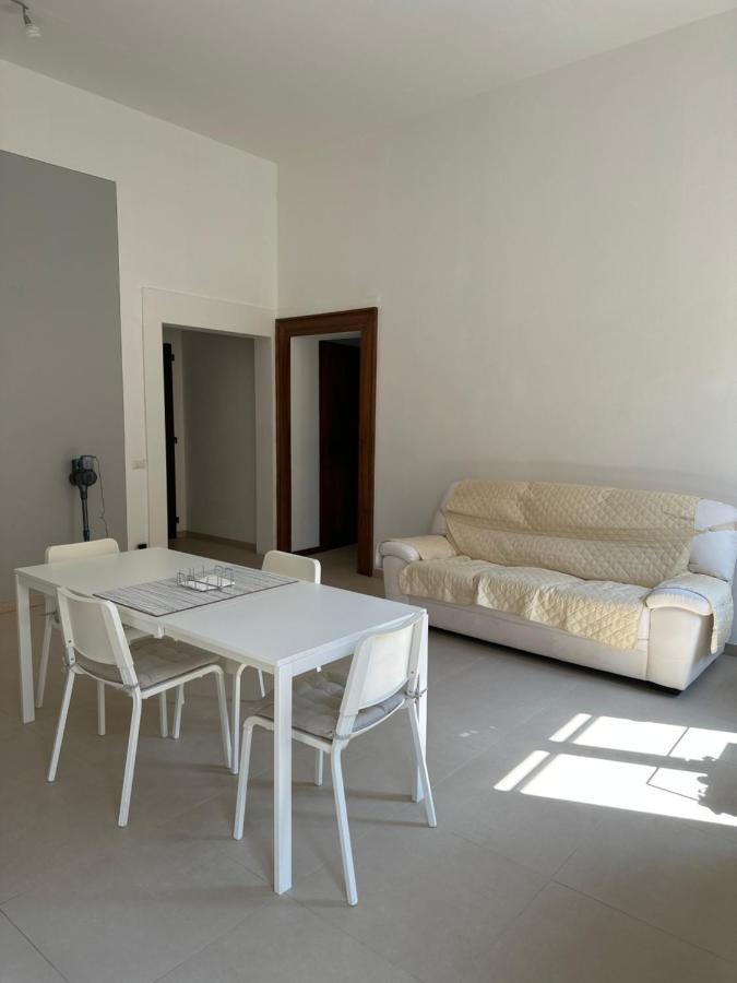 米兰多拉Grande Stanza Matrimoniale In Palazzo Signorile公寓 外观 照片